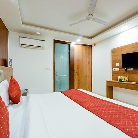 Glory Inn Near Delhi International Airport Új-Delhi Kültér fotó