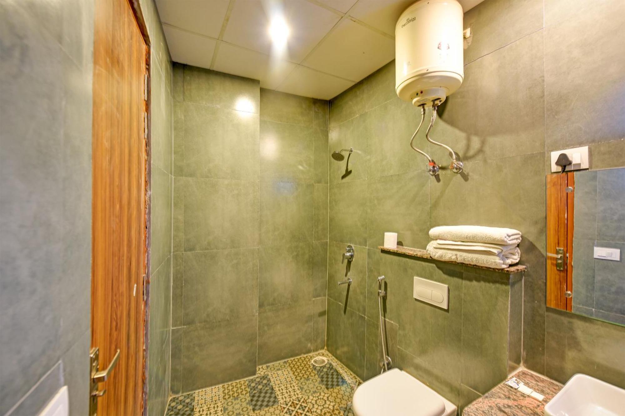 Glory Inn Near Delhi International Airport Új-Delhi Kültér fotó